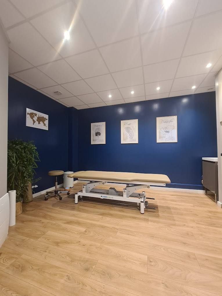 Salle de consultation du cabinet d'ostéopathie de Julien Pulcini à Vincennes